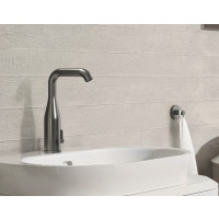 app.product-showproduct-thumb